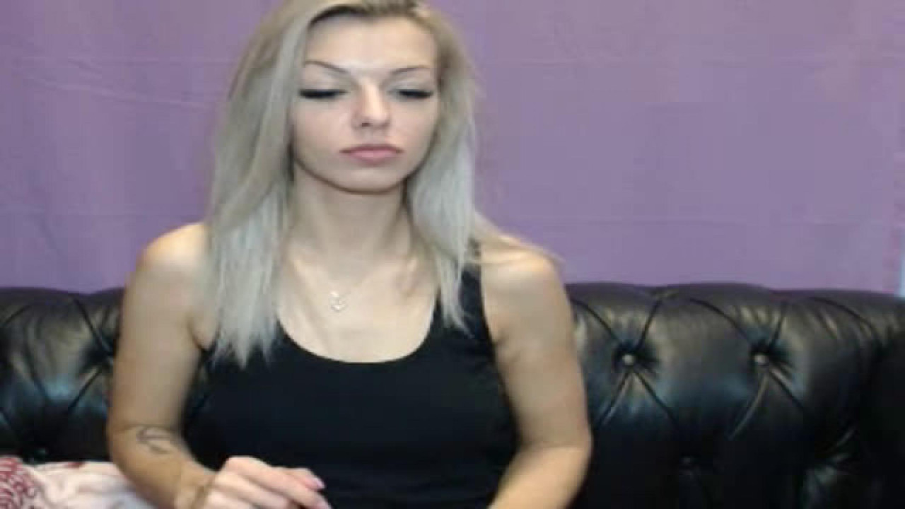 BlondeOliviaa chat [2017-10-19 12:38:03]